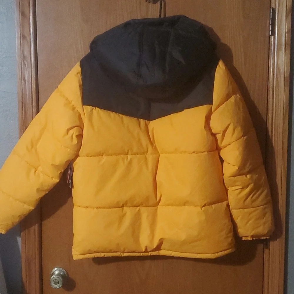 Reebok winter coat - Picture 2 of 8